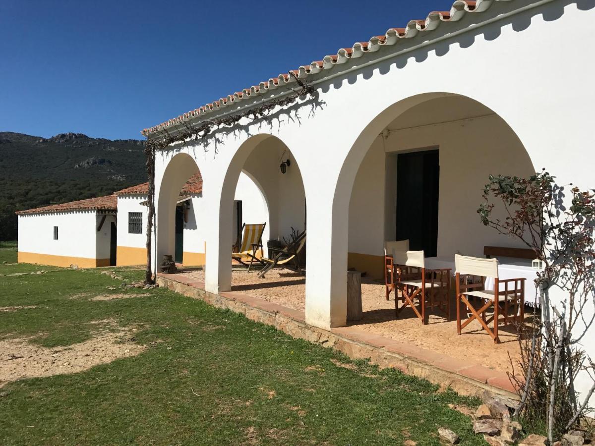 Casa Rural De La Finca Sierra Grande Орначос Экстерьер фото
